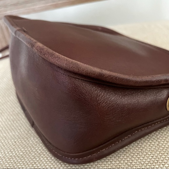 Vintage Coach Hadley Zip Leather Bag - Picture 7 of 16